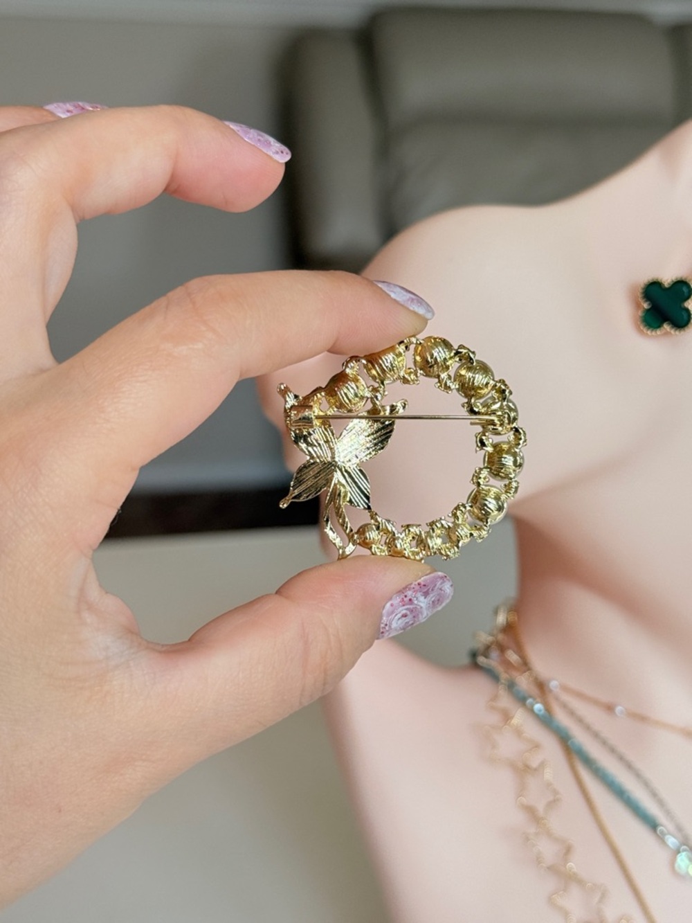 Gold Pearl & Crystal Butterfly Brooch - Picture 7 of 9
